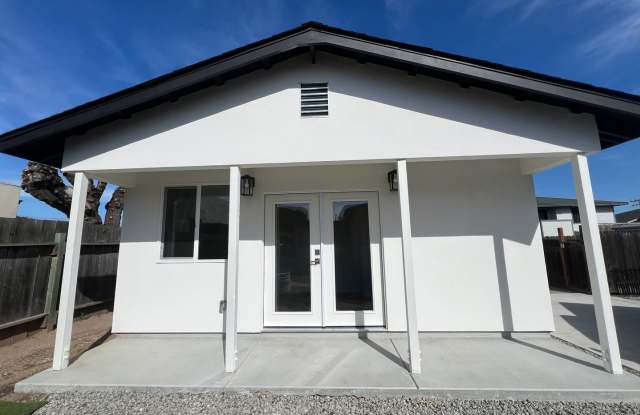 Fantastic 1 Bedroom 1 Bath In Seaside - 1217 Amador Avenue, Seaside, CA 93955