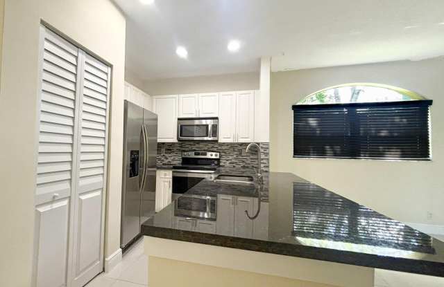 3118 CORAL RIDGE Drive Gallery 4