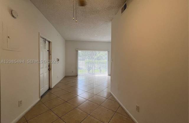 661 Cypress Lake Blvd Gallery 2