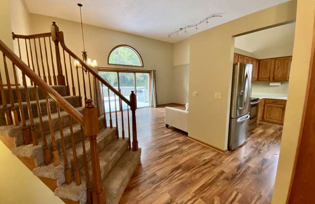 8626 Seasons Ct photos photos