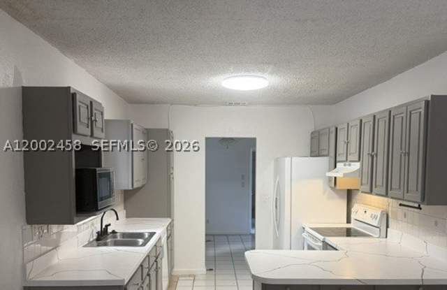 19920 SW 118th Pl Gallery 1