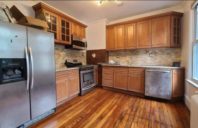 476 GREGORY AVE photos photos