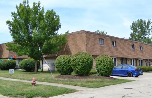 634 Meadowood Ln Gallery 1