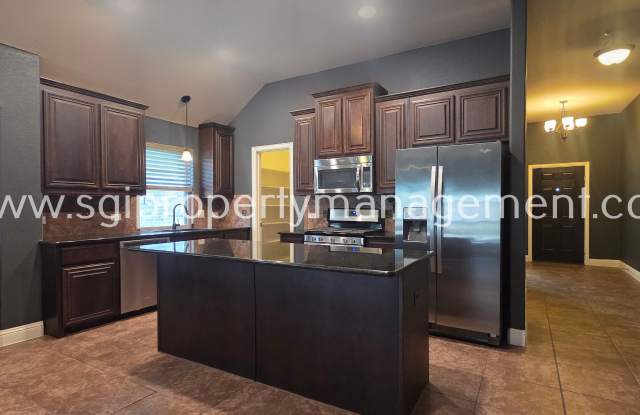 525 Bamborough Dr Gallery 2