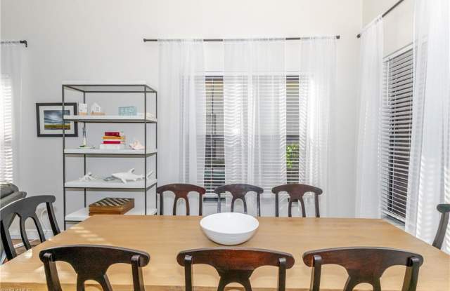 5104 Salerno Street Gallery 4