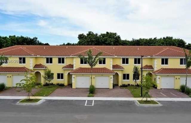 5331 SW 13th Ct photos photos