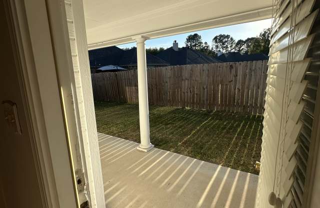 9514 Rose Hollow Lane Gallery 4