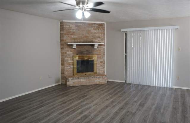 5300 Lansingford Trail Gallery 3