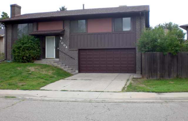 7004 East Warren Drive photos photos