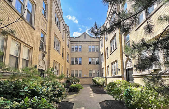 2400 N. Kilbourn Ave. - 2400-2 photos photos