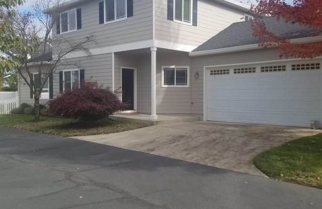 340 Meadow Drive - 340 Meadow Drive, Ashland, OR 97520