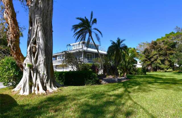 7676 WESTMORELAND DRIVE photos photos