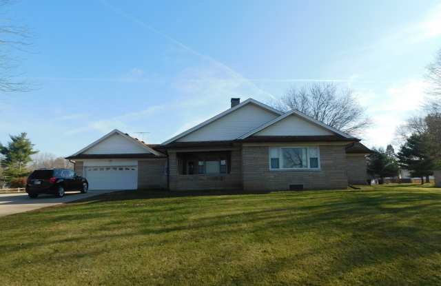 1041 N Bluff Road photos photos
