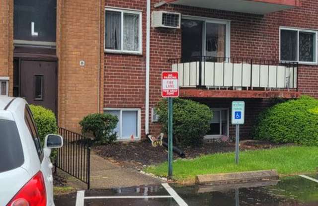 Spacious Condo - Northeast - 110 Byberry Road, Philadelphia, PA 19116
