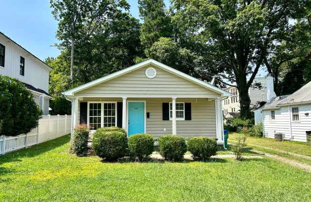 Charming 3 bedroom, 2.5 bath cottage within minutes to Shoppes at Willow Lawn, Carytown photos photos