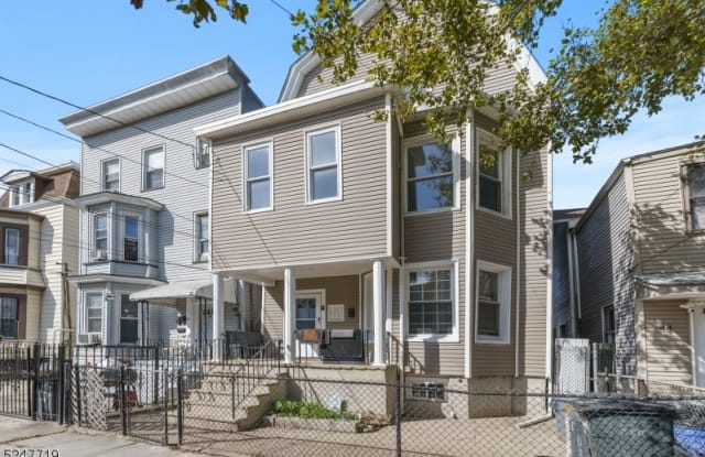 42 Wakeman Avenue - 42 Wakeman Avenue, Newark, NJ 07104