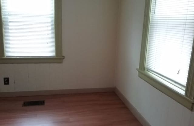 30 Hardy St 1FL - 30 Hardy Street, Cranston, RI 02920