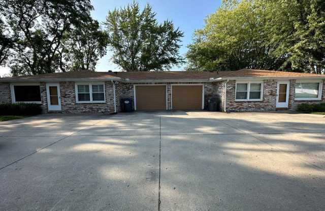 Nice! Duplex in Chesterfield! photos photos