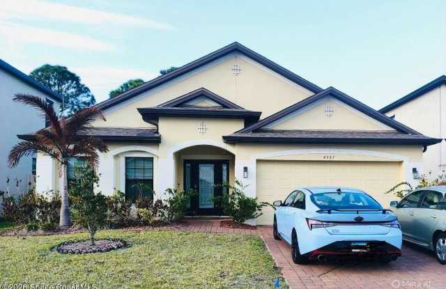 4387 Broomsedge Circle photos photos