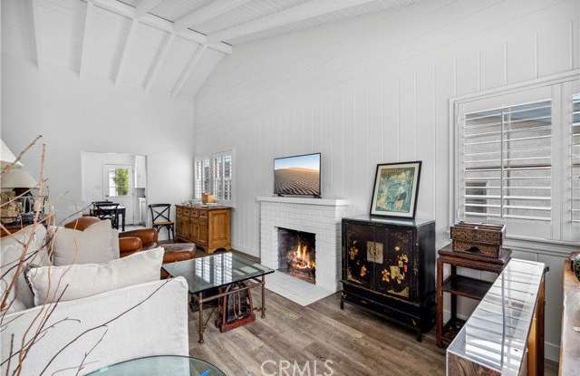 317 Iris Avenue Gallery 4