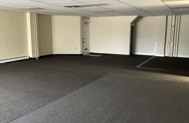1502 Indiana Avenue-Commercial storefront Gallery 4