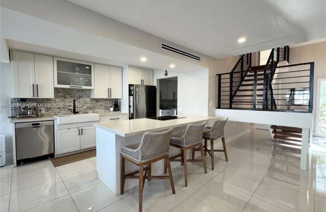 1490 NW 113th Way photos photos