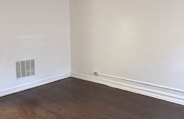 7226 S Champlain Ave photos photos