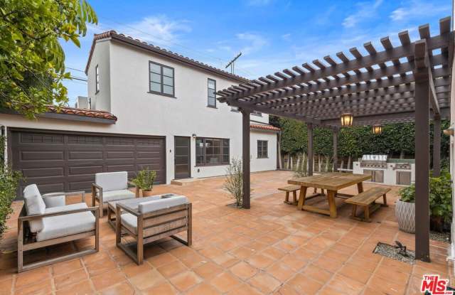 1062 1/2 S Alfred St photos photos