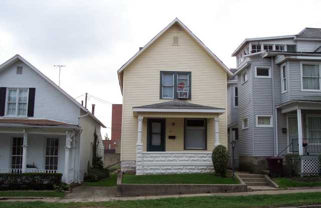 71 W. Locust St. photos photos