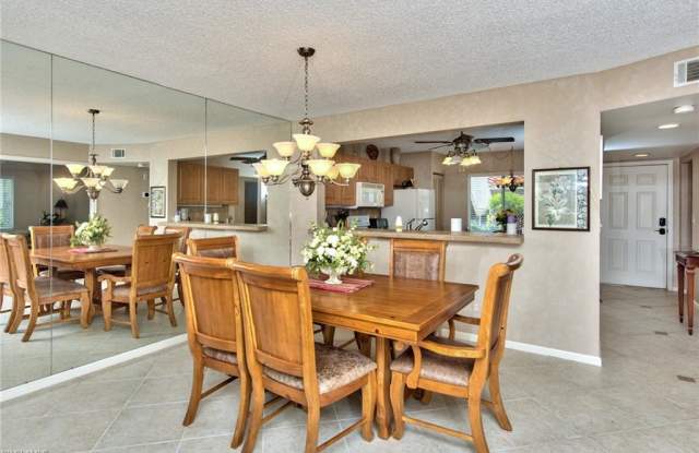 5887 Cobblestone LN Gallery 3