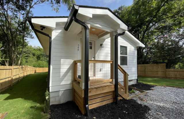 NEW CONSTRUCTION AVAILABLE NOW!! photos photos