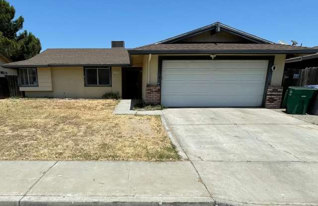Coming Soon – Move-In Ready 4 Bedroom Home! photos photos