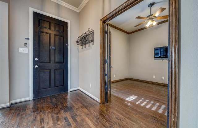 309 Westlake Gallery 3