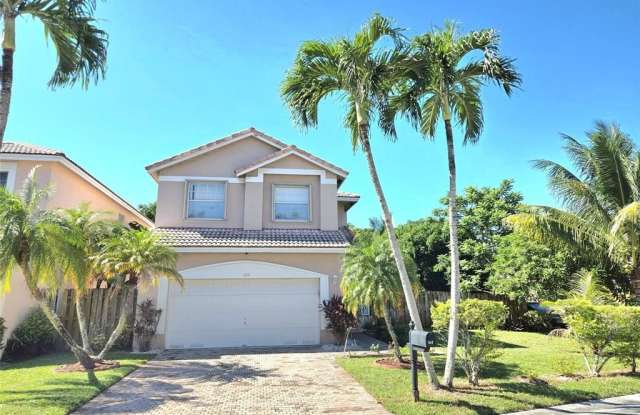 160 NW 97th Ter photos photos