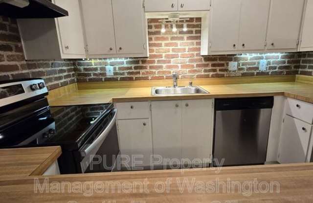 1425 S Puget Dr photos photos