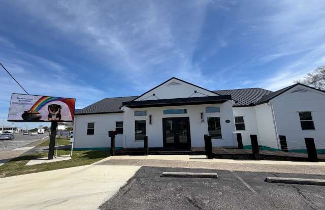 120 S John Sims Parkway unit: A & B photos photos