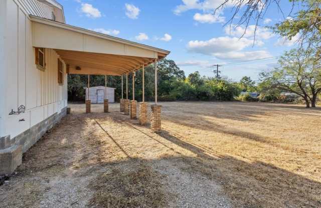 110 Lesa Lane Gallery 4