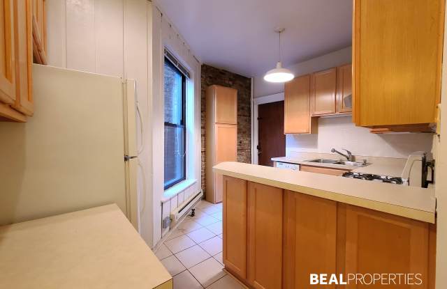 1220 N Dearborn St photos photos