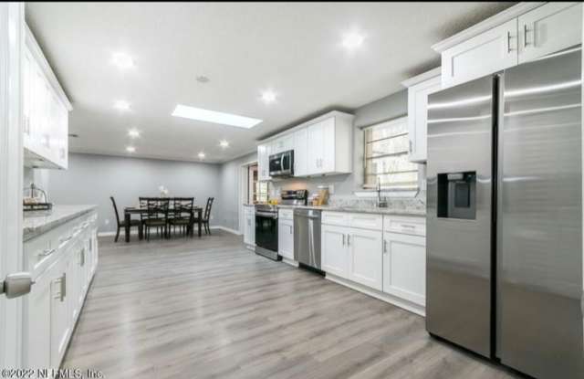 4157 Autrey Ave - 4157 Autrey Avenue East, Jacksonville, FL 32210