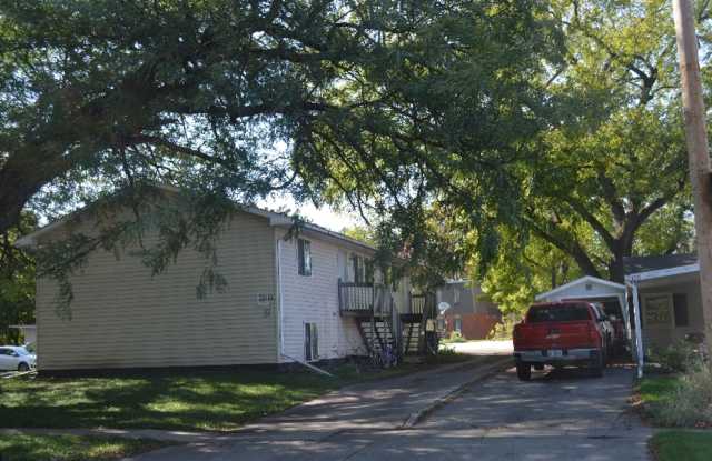 127 S Franklin - 127 South Franklin Avenue, Ames, IA 50014