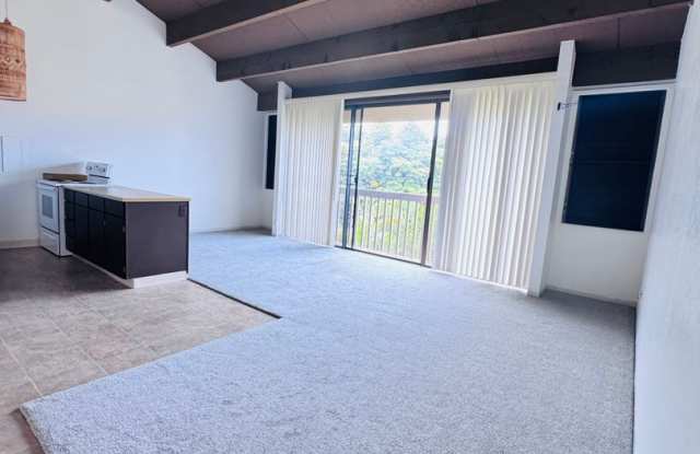 2 bedroom Townhouse in Makaha Valley photos photos