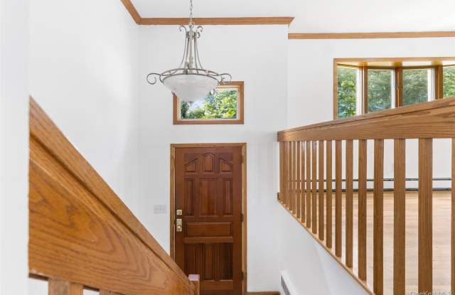 118 Old Tappan Road Gallery 3