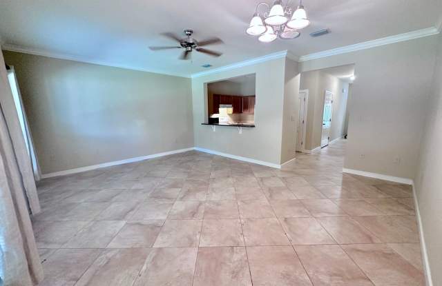 50% OFF 1ST MONTH RENT -----  3B/2.5B Townhome located in Twin Lakes Neighborhood! photos photos