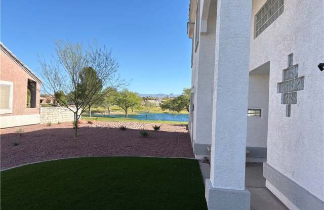 2838 Camino Del Rio Gallery 3