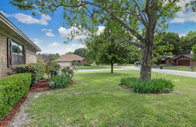 1020 Calloway Drive Gallery 3