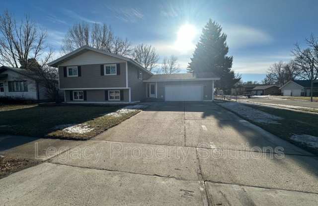 1400 S 3rd St photos photos