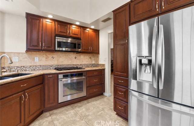 6118 Garnet Circle Gallery 3
