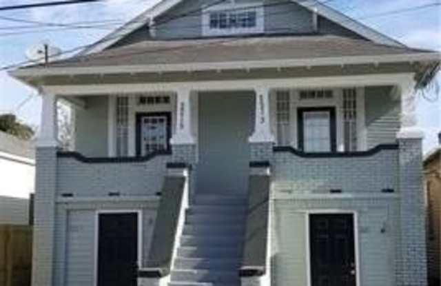 2215 ONZAGA Street photos photos