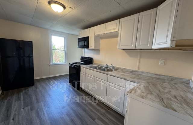 666 North Prospect Street photos photos