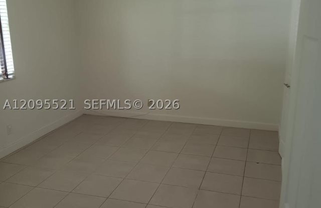 10161 W Sunrise Gallery 3